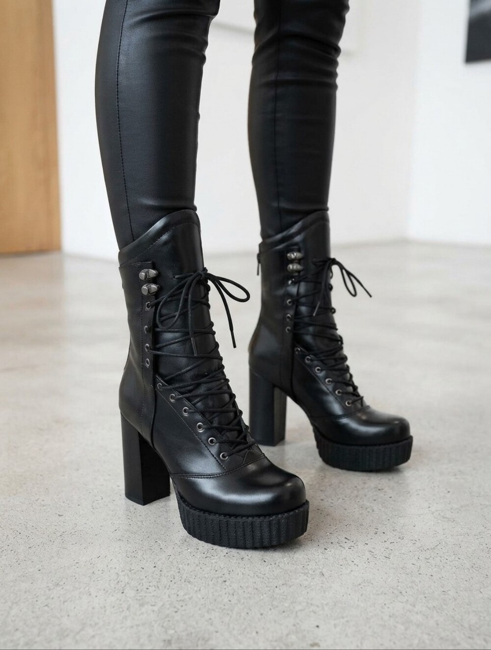 Metamorphoza Women's Black Lace-Up Platform Heel Boots Made in Italy